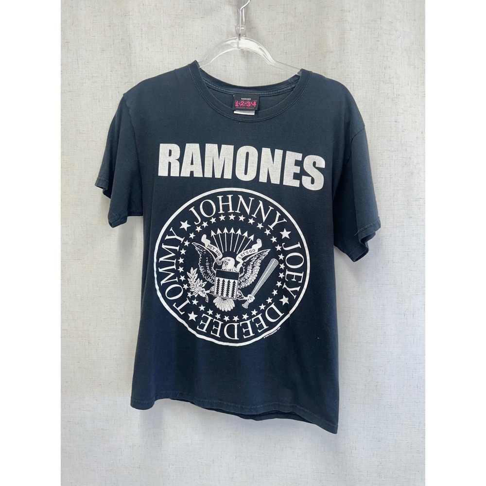 Ramones 100% Cotton Logo Graphic Black T-Shirt Mens Size M Punk Rock Band Tee